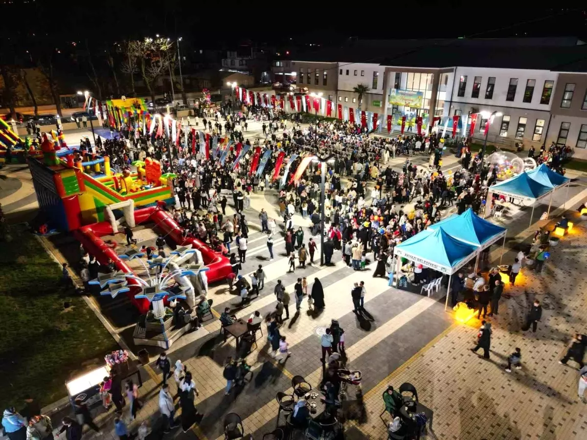 Akyazı'da Ramazan Çocuk Şenliği Yoğun İlgi Gördü