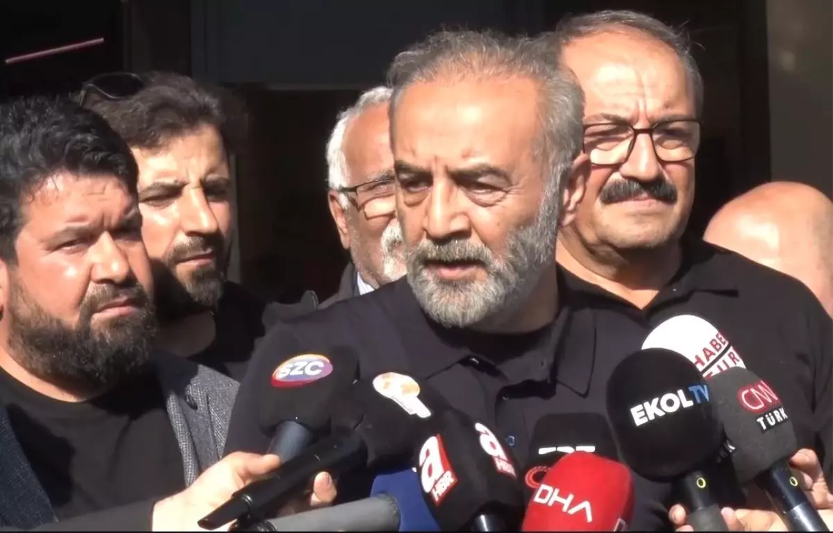Yılmaz Erdoğan, Sırrı Süreyya Önder'i Hastanede Ziyaret Etti