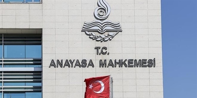 Emniyet Personelinin Üstlerini Eleştirmesi Nedeniyle Verilen Kınama Cezası İptal Edildi