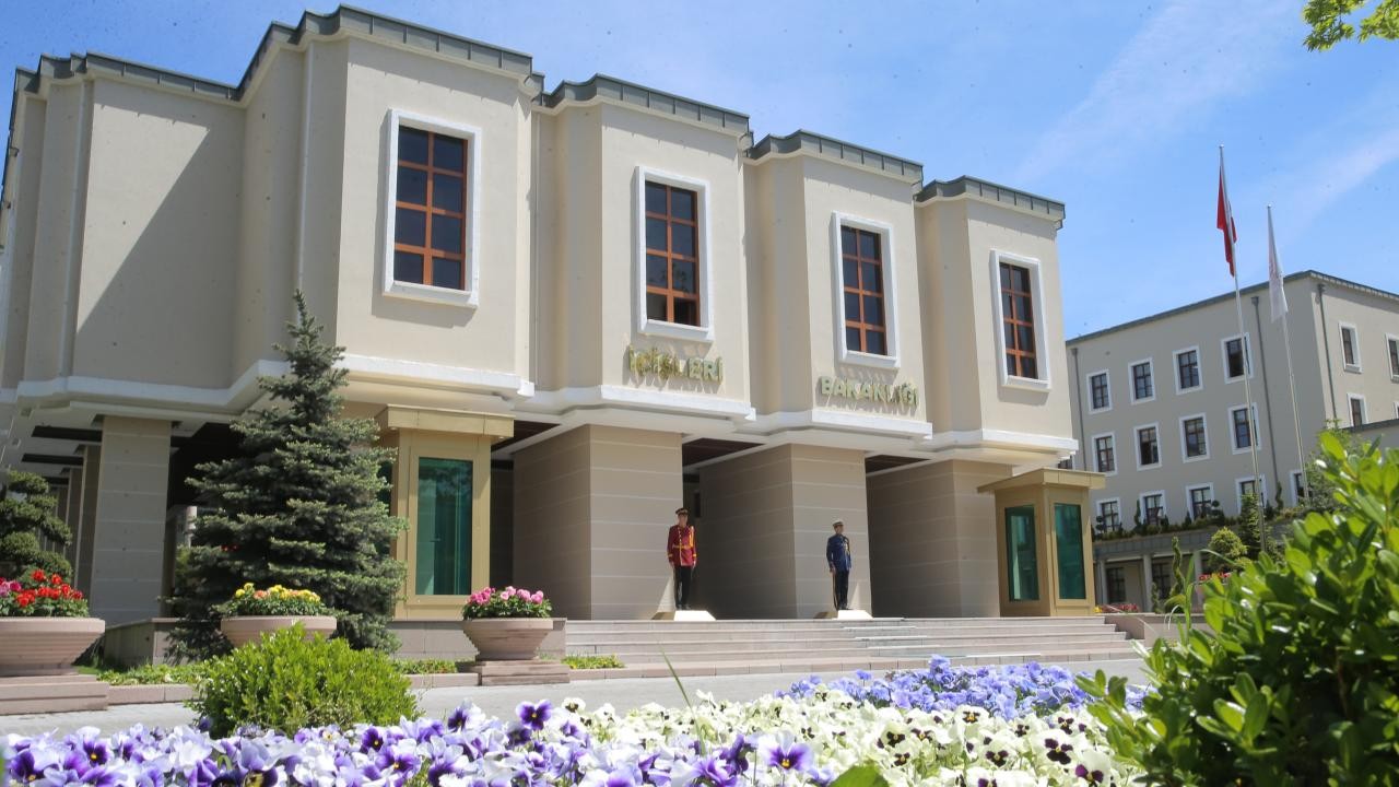 390 Mülki İdare Amirinin Görev Yeri Belirlendi
