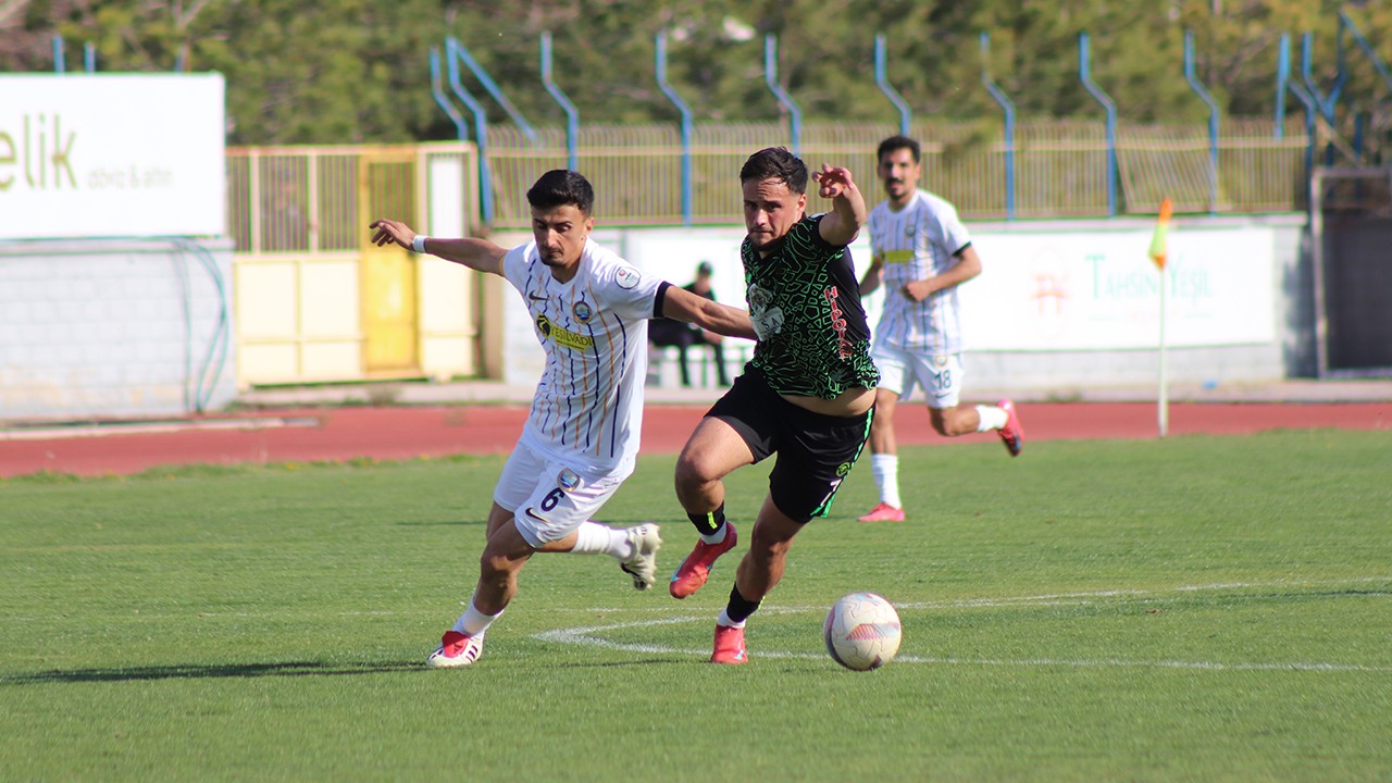 1922 Konyaspor'da Düşüş Alarmı: Takımın Performansı Endişe Veriyor