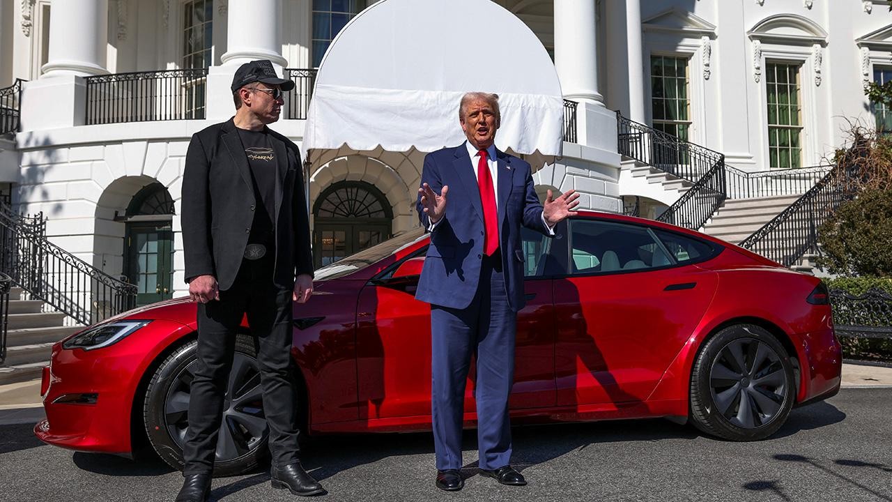 Trump'tan Elon Musk'a Sert Sözler: 