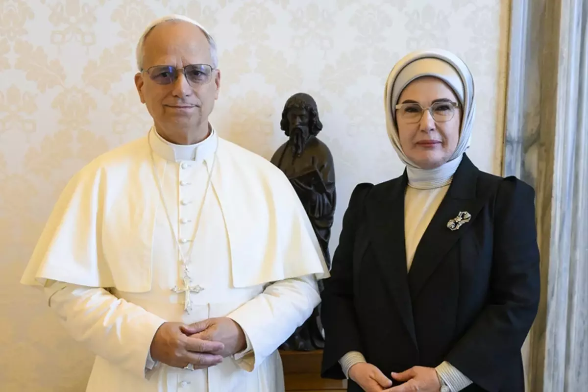 Emine Erdoğan, Papa 14. Leo ile Gazze, İklim Değişikliği ve Aile Değerleri Üzerine Görüşme Gerçekleştirdi