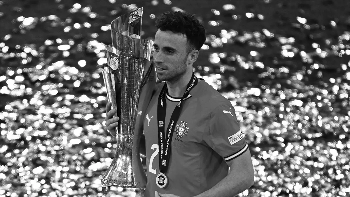 Liverpool'un Yıldızı Diogo Jota Trafik Kazasında Hayatını Kaybetti