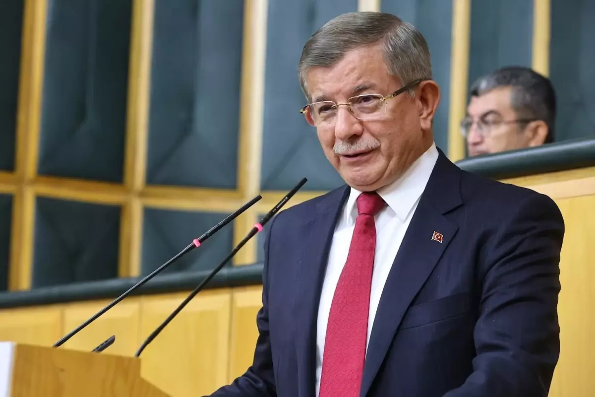 Gelecek Partisi'nde İstifa Dalgaları: Vekil Sayısı 4'e Düştü