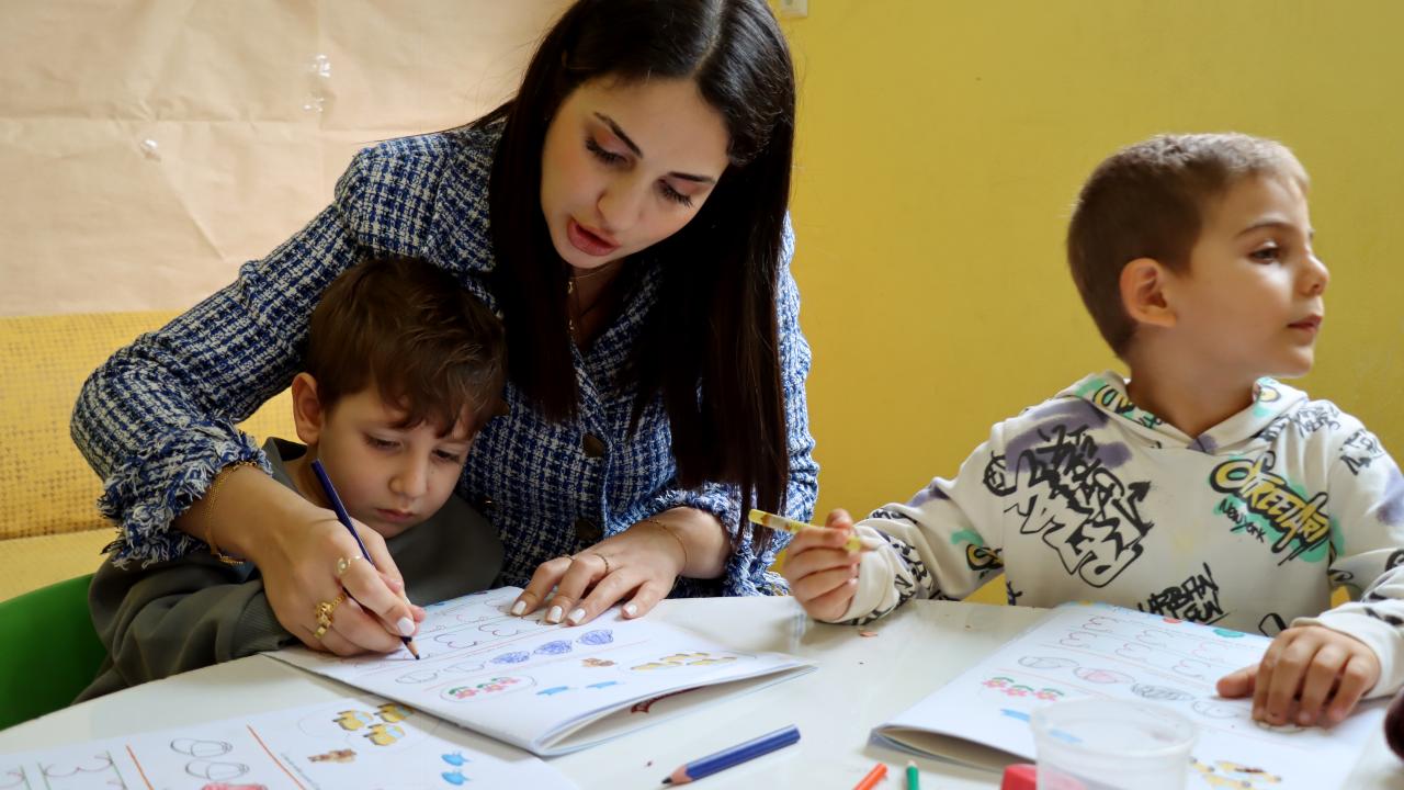 Esra Öğretmenin Hayalini Kardeşi Gerçekleştiriyor: Anaokulu Eğitime Devam Ediyor