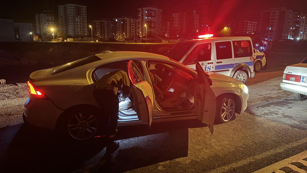 Kayseri'de Polis Ekiplerinden Şok Uygulama: Binlerce Kişi ve Araç Sorgulandı