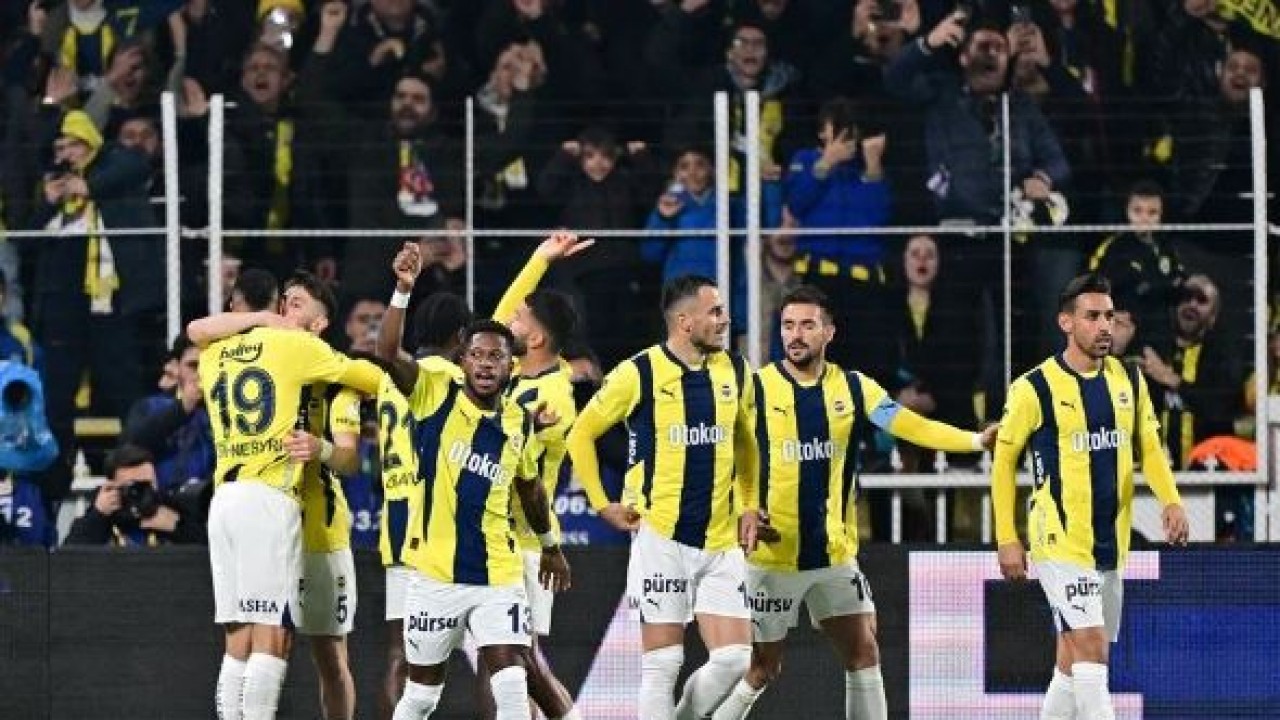 Fenerbahçe Galibiyetiyle Zirveye Bir Adım Daha Yaklaştı