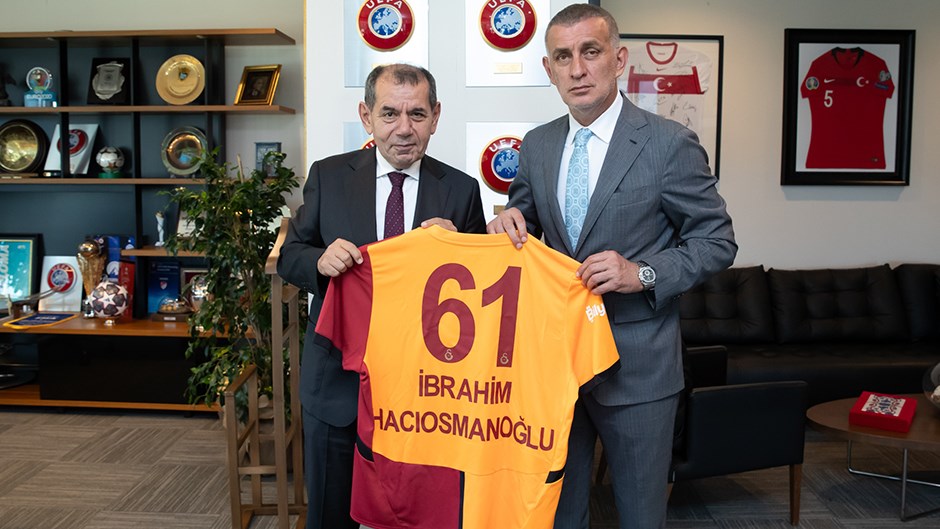 Galatasaray Başkanı Dursun Özbek, TFF Başkanı Hacıosmanoğlu'nun Açıklamalarına Karşı Harekete Geçti