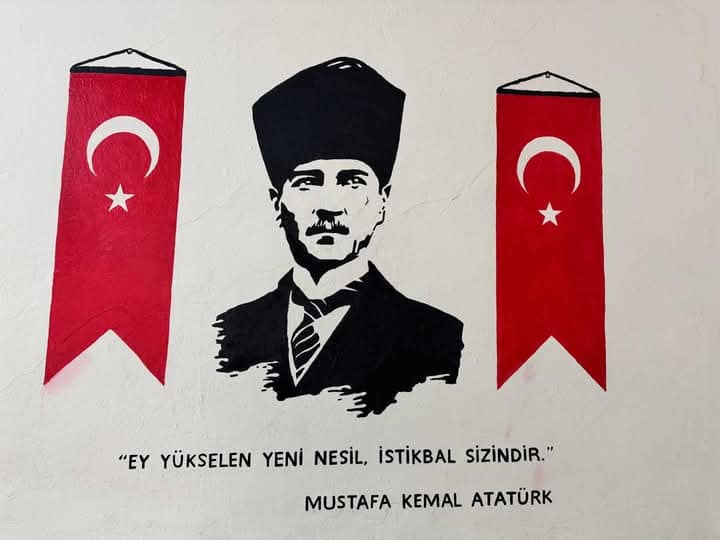 24 Ağustos Ortaokulu'nda Bilim ve Sanat Koridorları Açıldı