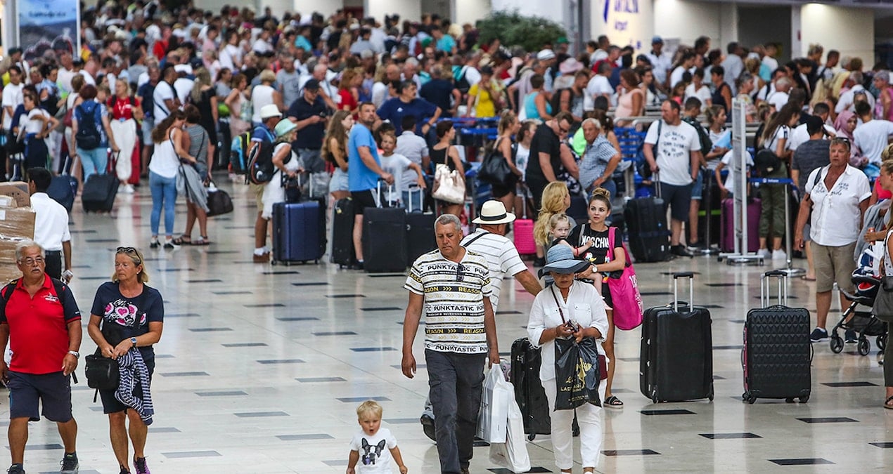 Antalya 10 Yılda 112 Milyon Turisti Ağırladı