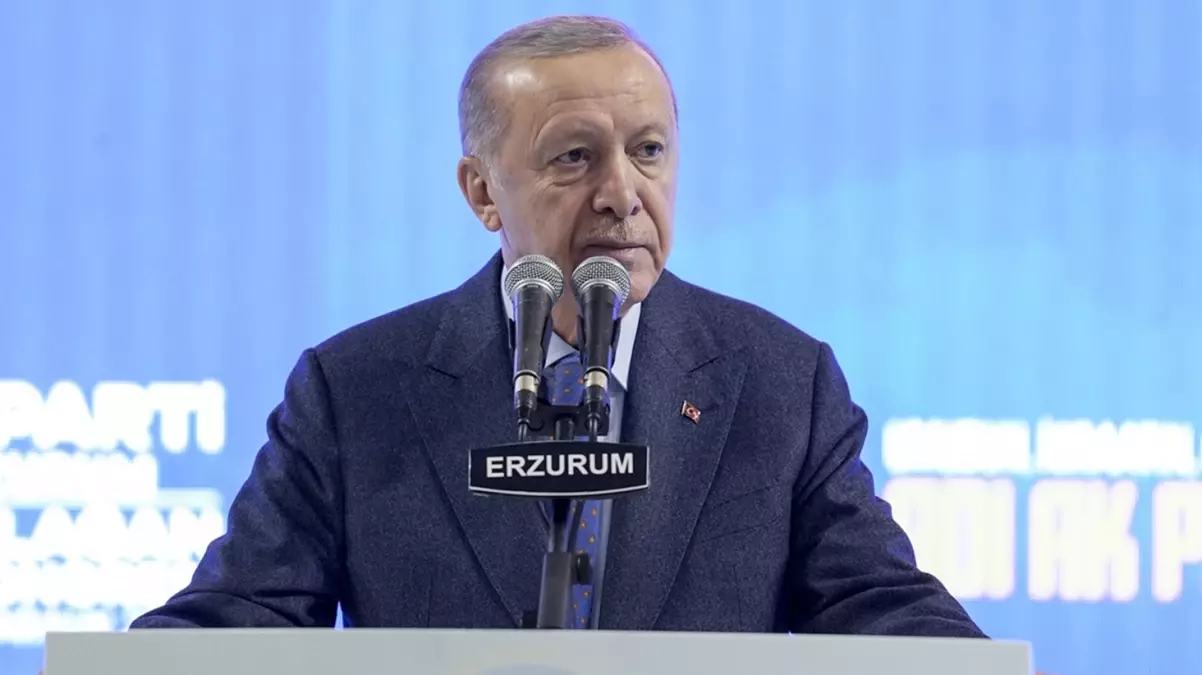 Erdoğan: Türkiye, Bölgenin Kilit Ülkesi Olarak Öne Çıkıyor