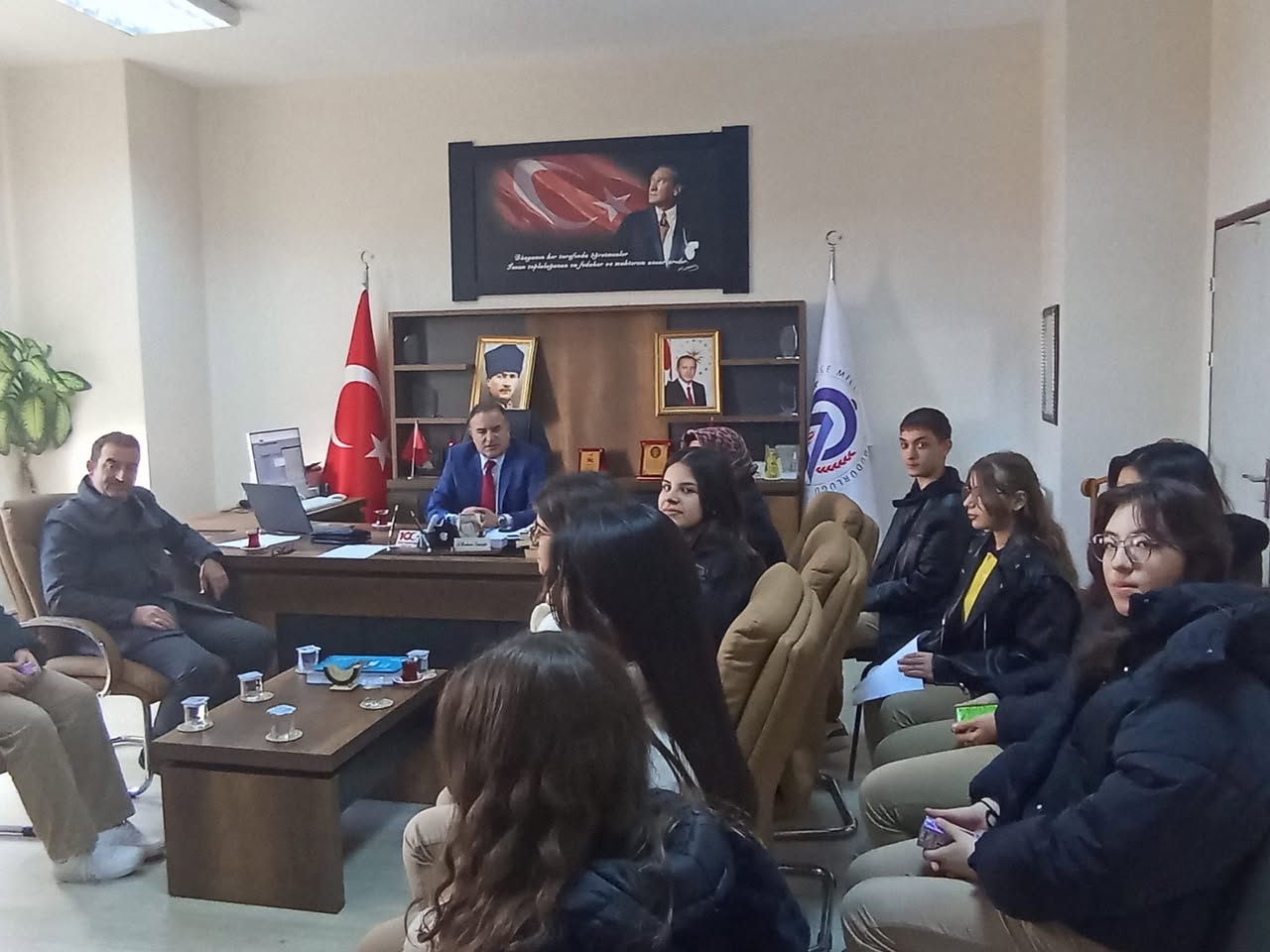 Akşehir Lisesi, Uluslararası eTwinning Projesi ile Çifte Ödül Kazandı