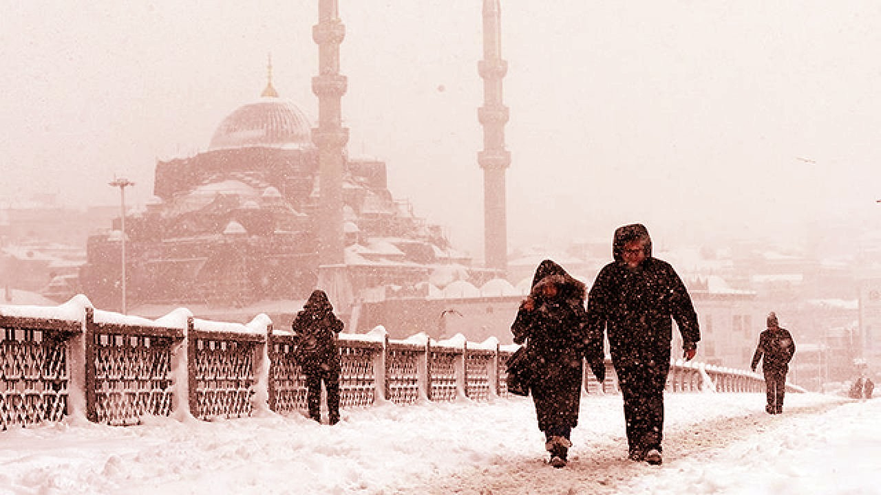 İstanbul ve Ankara'da Kar Yağışı Beklentisi: Meteoroloji Yeni Tahminlerini Açıkladı