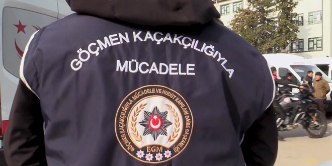 Kalkan Operasyonlarında Göçmen Kaçakçılarına Darbe