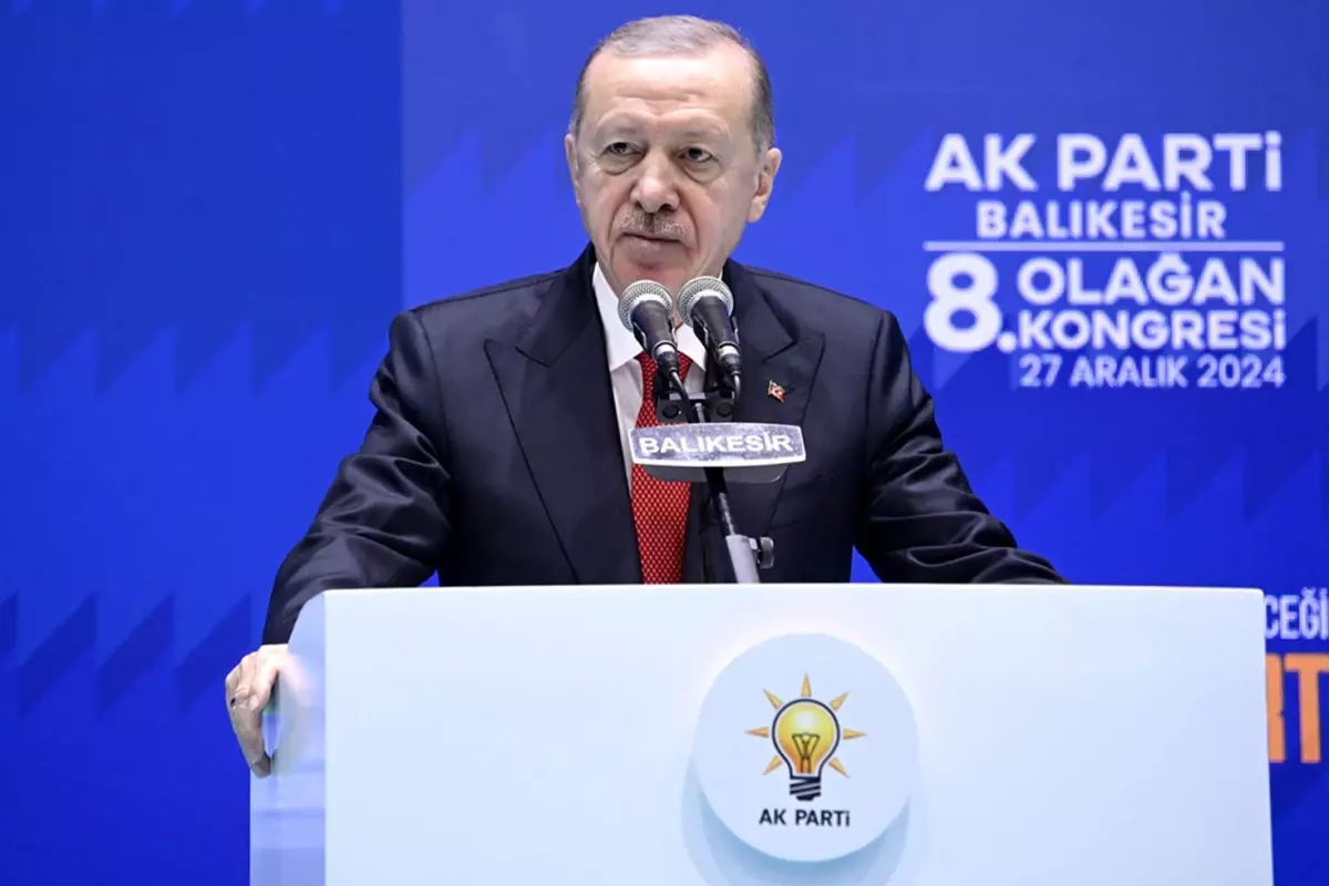 Erdoğan'dan Terörle Mücadelede Kararlılık Mesajı: 2025'te Sorunlar Bitecek