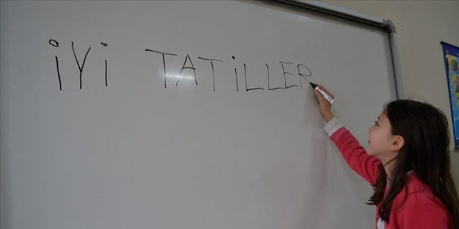 Okul Tatili Takvimi Netleşti: Erken Tatil İmkânı Yok