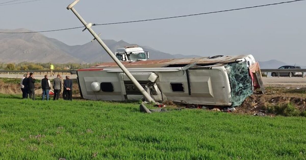 Van-Bitlis Karayolunda Yolcu Otobüsü Kazası: 28 Yaralı