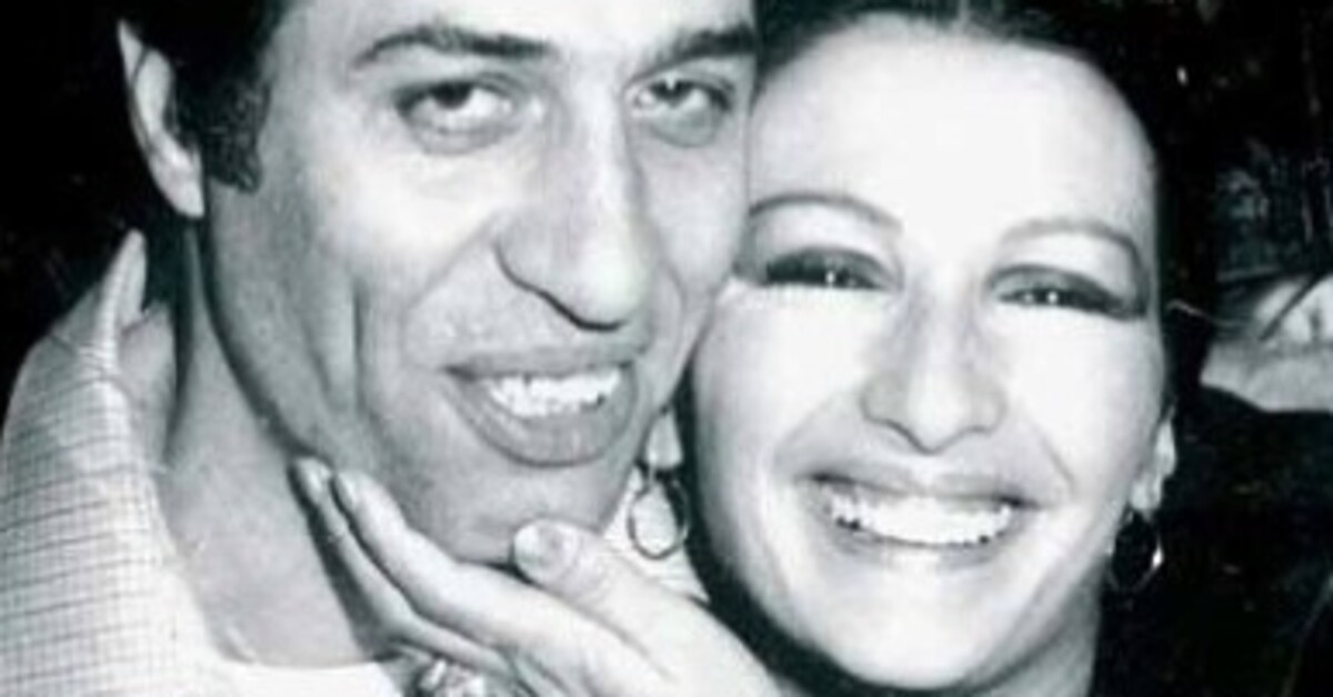 Gül Sunal, Kemal Sunal'ın Vefatının 23. Yılında 50. Evlilik Yıl Dönümlerini Anlattı