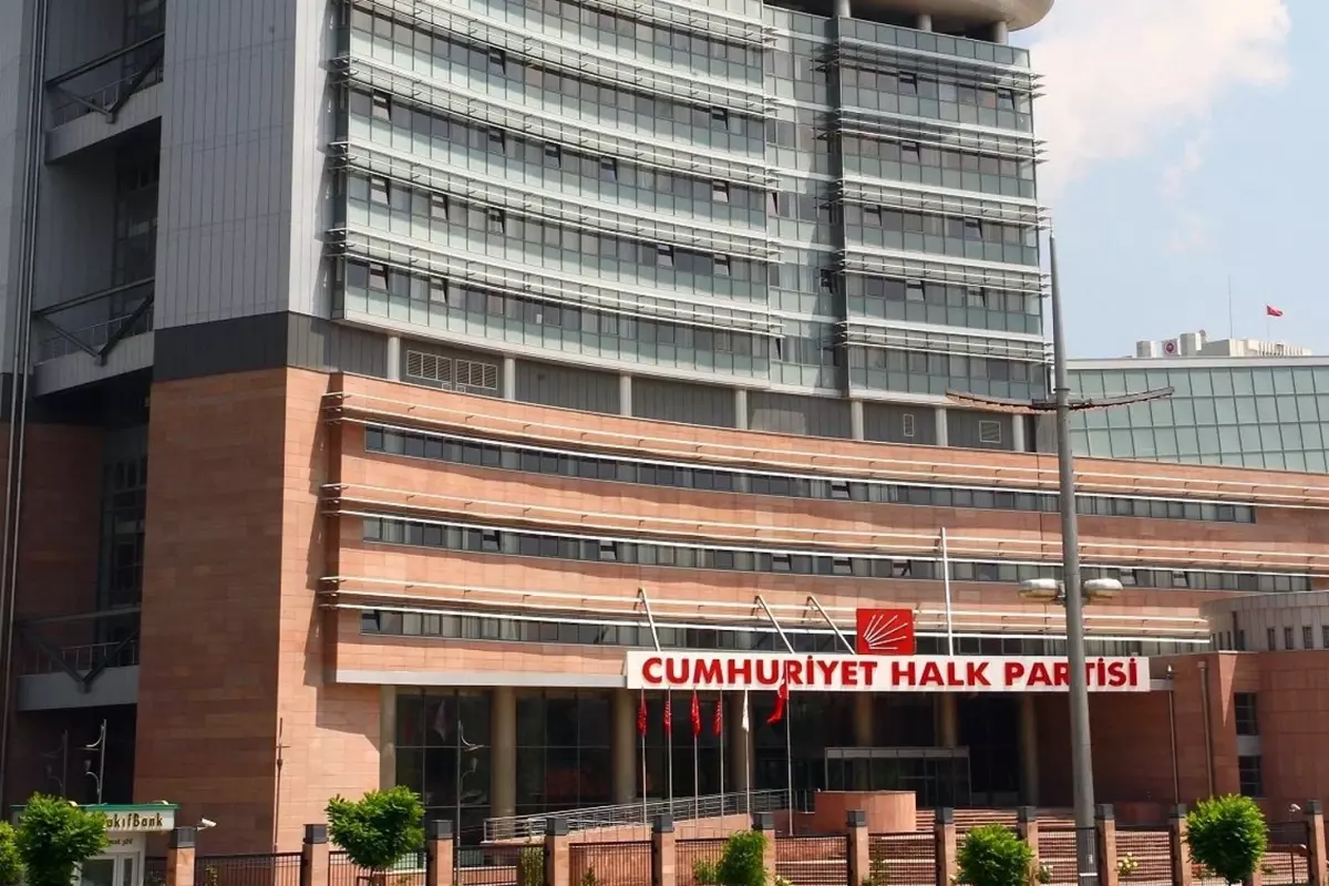 Konyada CHP'li Yöneticilere Silahlı Saldırı