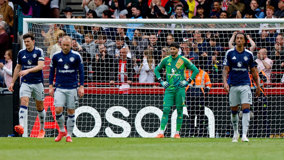 Manchester United, Brentford'a Ağır Yenilgiyle Döndü: Altay Bayındır İlk 11'de Başladı
