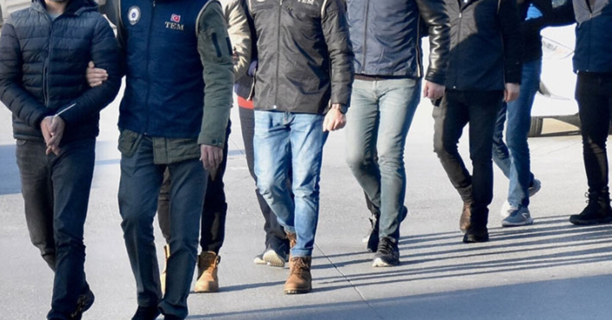 FETÖ'nün Emniyet Mahrem Yapılanmasına Operasyon: 33 Şüpheli Yakalandı