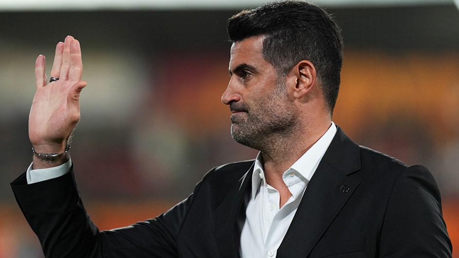 Volkan Demirel, Fenerbahçe Teknik Direktörlüğü İçin Mourinho'ya Çağrı Yaptı ve Adayları Değerlendirdi