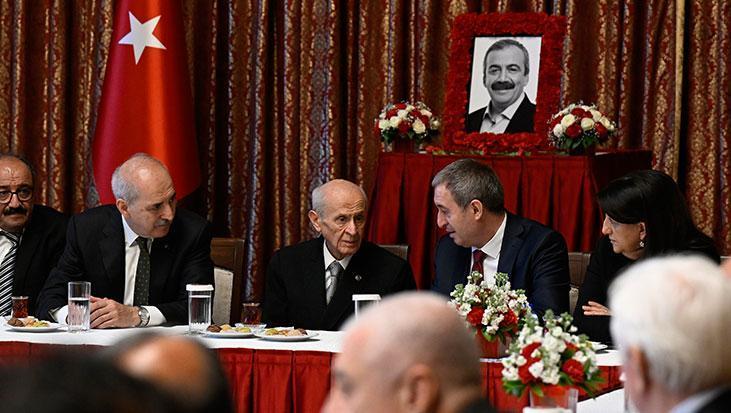 TBMM Başkanvekili Sırrı Süreyya Önder Mecliste Anıldı: Devlet Bahçeli de Katıldı