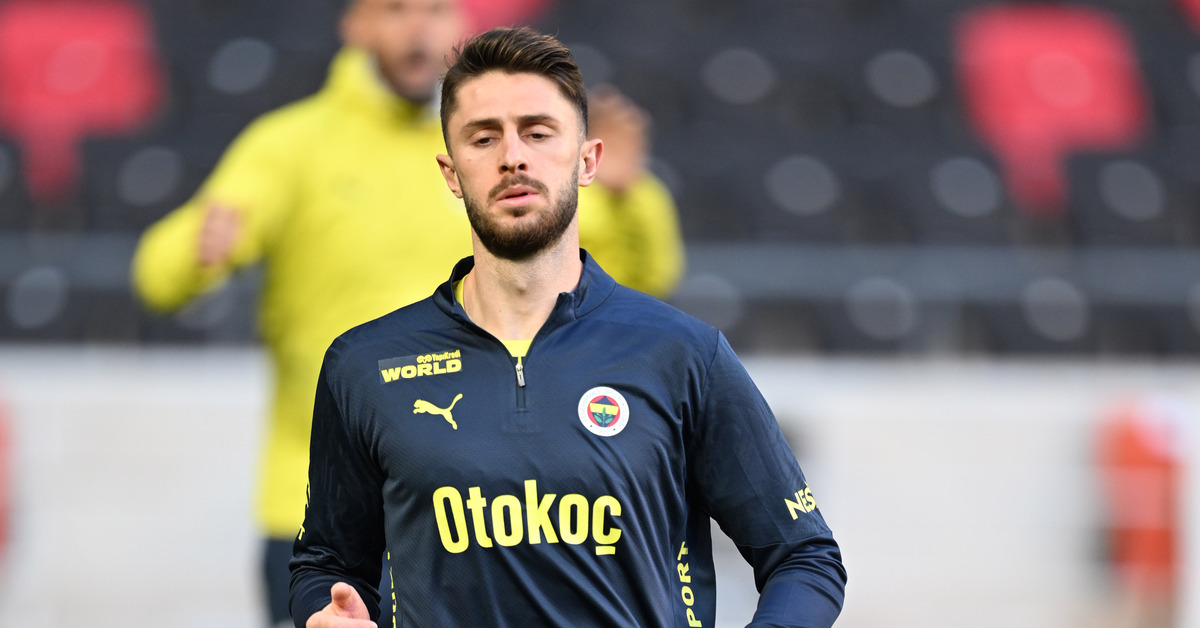 Fenerbahçe'de Başakşehir Maçı Sonrası İsmail Yüksek ve Sofyan Amrabat Cezalandırıldı
