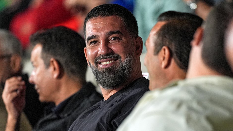 Arda Turan, Yeni Takımını Belirledi: Türkiye Ligi'nde Oynamayacak
