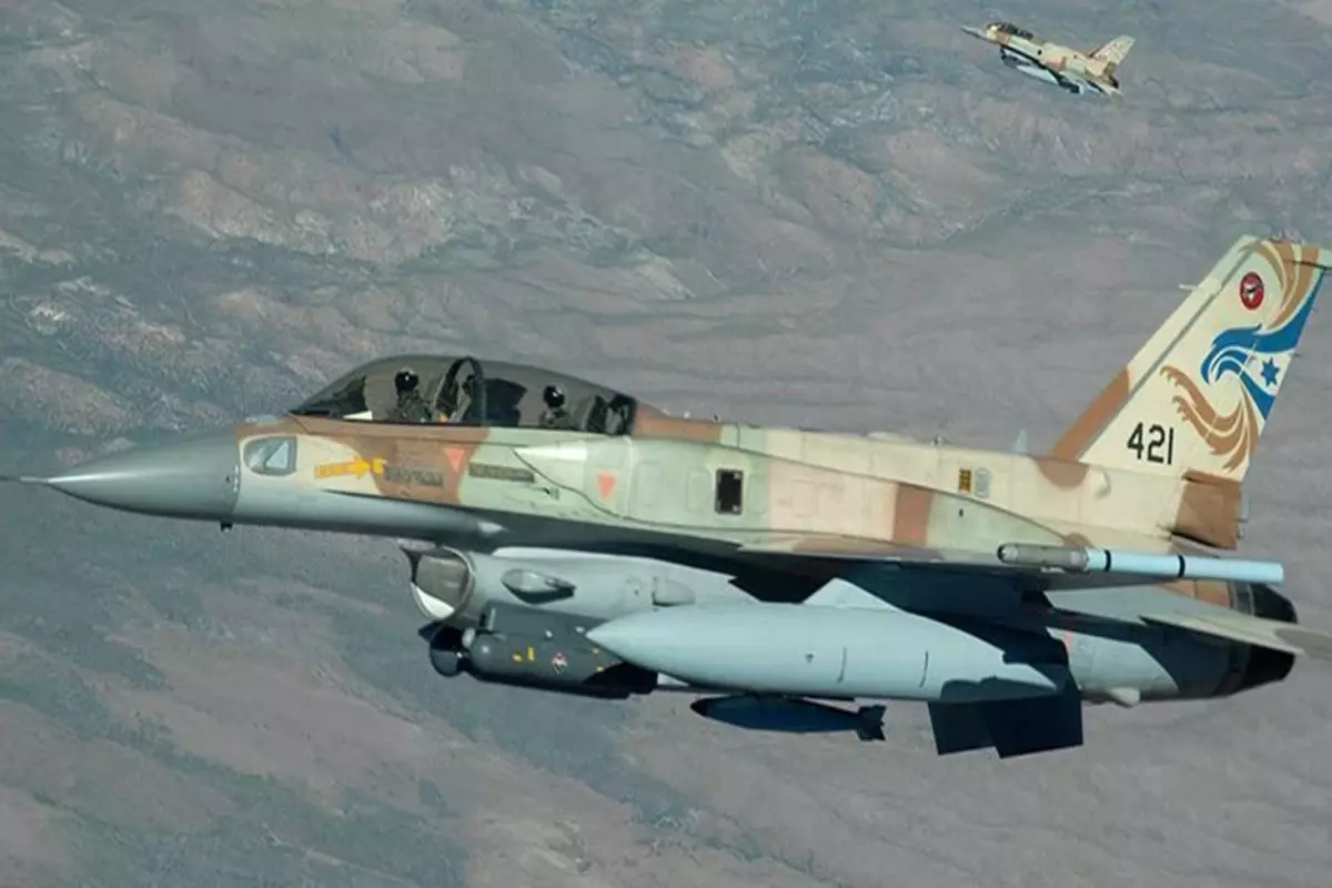 İsrail Savaş Uçağı, Kuzeyinde Yanlışlıkla Mühimmat Düşürdü