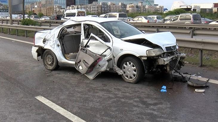 Tuzla'da Kontrolden Çıkan Otomobil Kazası: 1 Ölü, 4 Yaralı