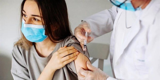 COVID-19 Aşıları ve Kalp Sağlığı: Uzmanlar Konuşuyor
