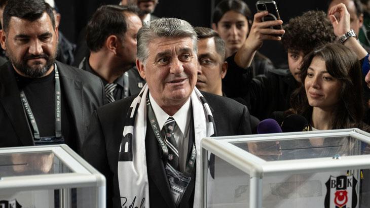 Beşiktaş Futbol Kulübü'nde Serdal Adalı Güven Tazeledi