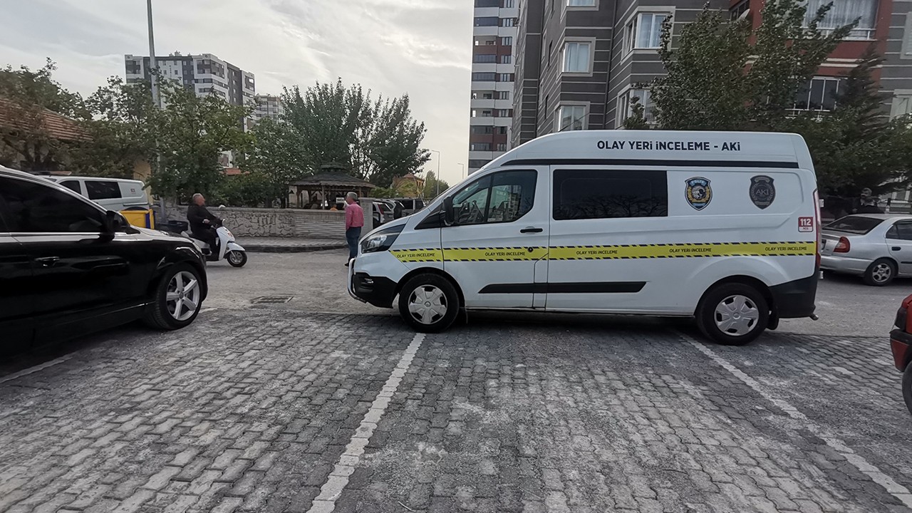 Kayseri'de Düşme Olayı: 8. Kattan Düşen Şahıs Hayatını Kaybetti