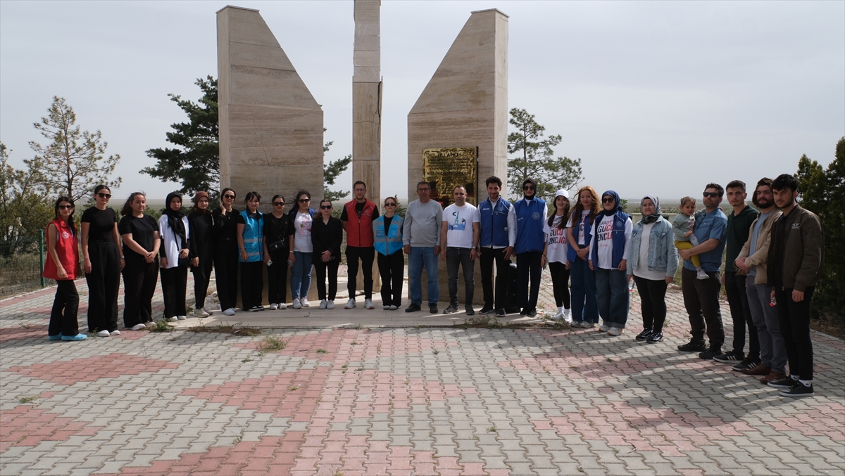 Konya'da 28 Yıl Önceki Trafik Kazasında Hayatını Kaybedenler Anıldı