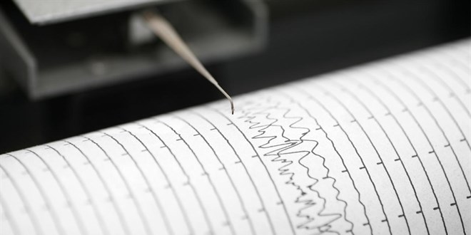 Ege Bölgesi'nde Son 15 Saatte 19 Deprem Kaydedildi
