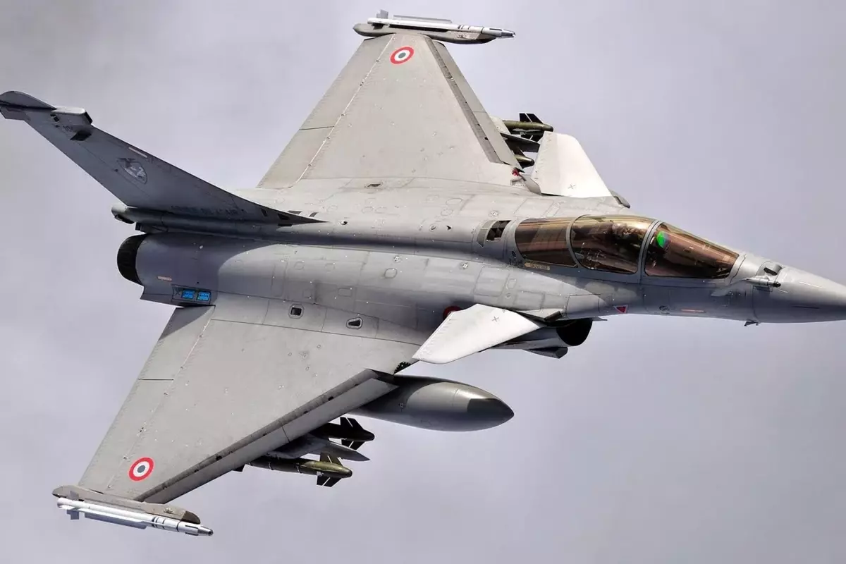 Endonezya, Fransa ile Rafale Savaş Uçağı Anlaşmasını İptal Etti