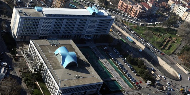 İBB'de Yolsuzluk Operasyonu: 22 Kişi Gözaltına Alındı