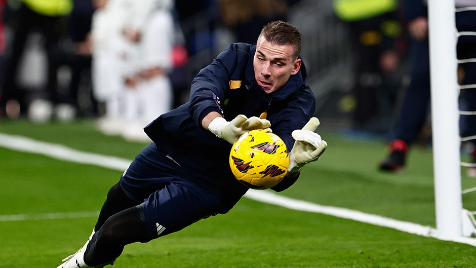 Galatasaray Yeni Kalecisini Madrid'de Buldu: Muslera'nın Yerine Transfer Hamlesi