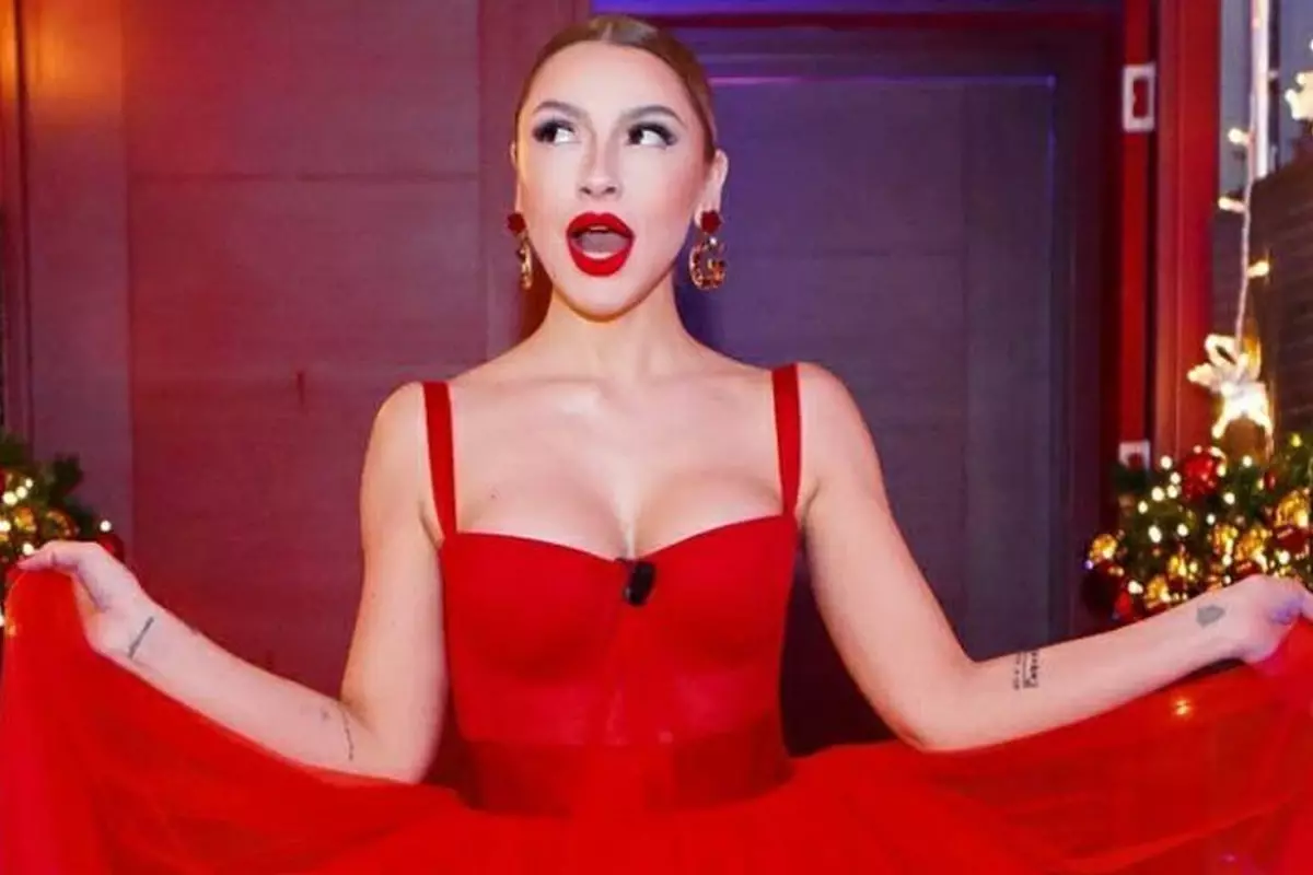 Hadise Maldivlerde Aşk Acısını Unuttu