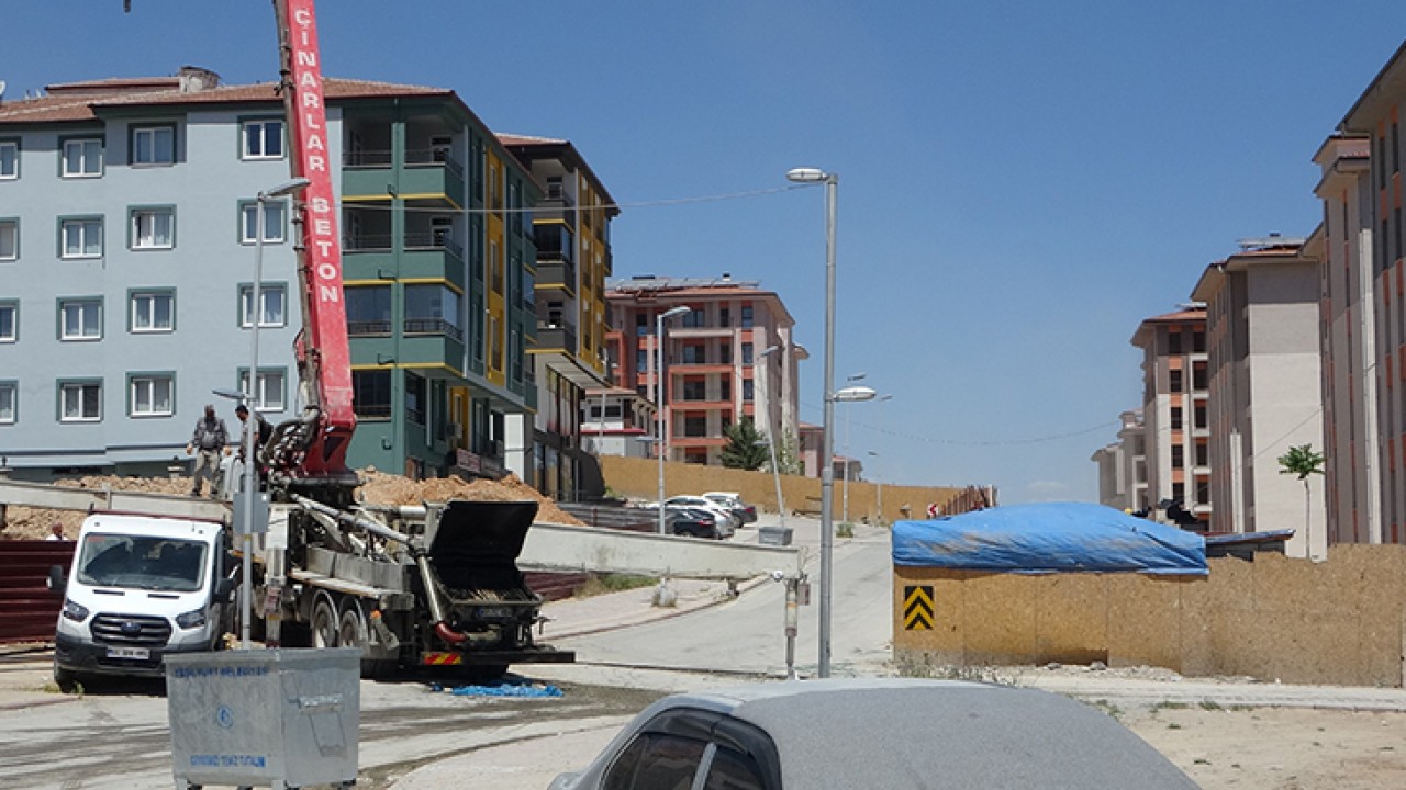 Malatya'da İnşaat Alanında İş Kazası: İşçi Yaralandı