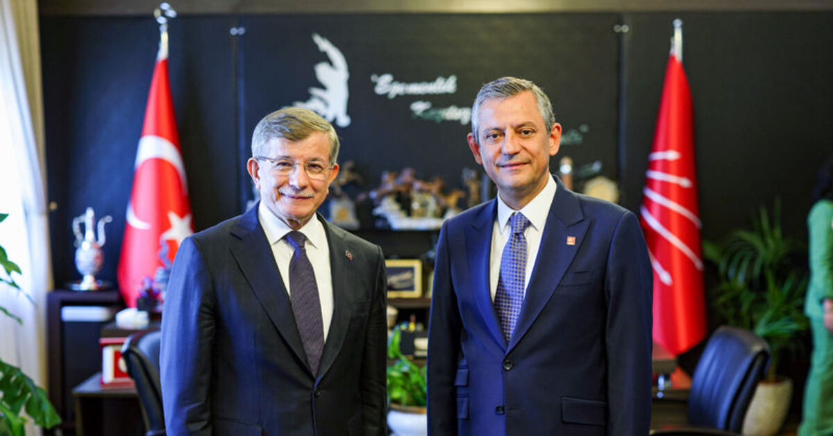 CHP Genel Başkanı Özel, Gelecek Partisi Lideri Davutoğlu ile Görüşüldü
