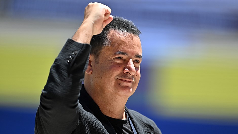 Fenerbahçe Asbaşkanı Acun Ilıcalı Görevinden Ayrılma İddialarına Açıklık Getirdi