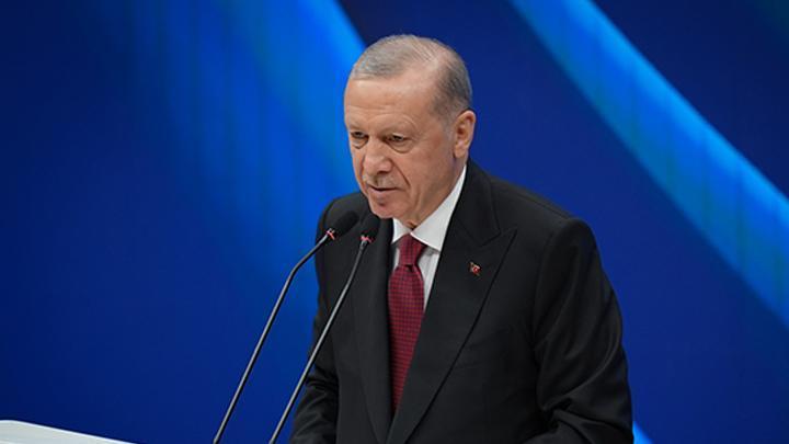 Azerbaycan'da Üçlü Zirve: Erdoğan Kalıcı Barış İçin Katkı Sağlamaya Hazır