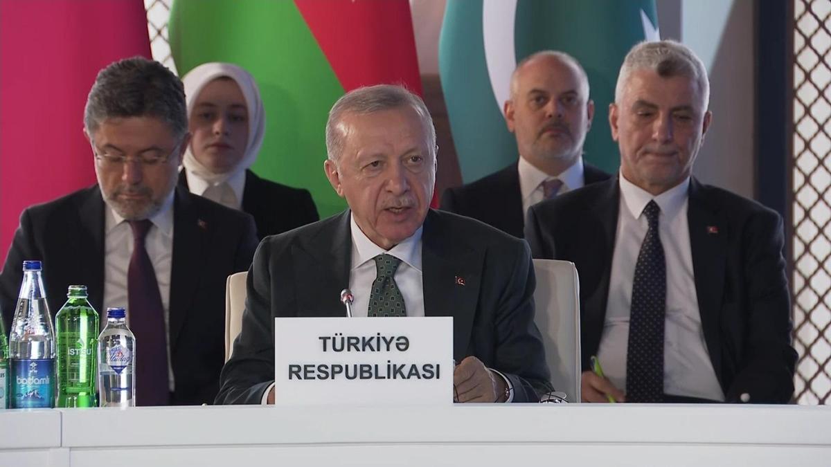 Azerbaycan'da Kritik Üçlü Zirve: Cumhurbaşkanı Erdoğan'dan İşbirliği Vurgusu