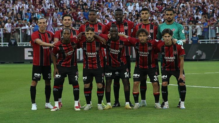 Fatih Karagümrük Süper Lig'e Yükseldi: Bandırmaspor'u Uzatmalarda Mağlup Etti