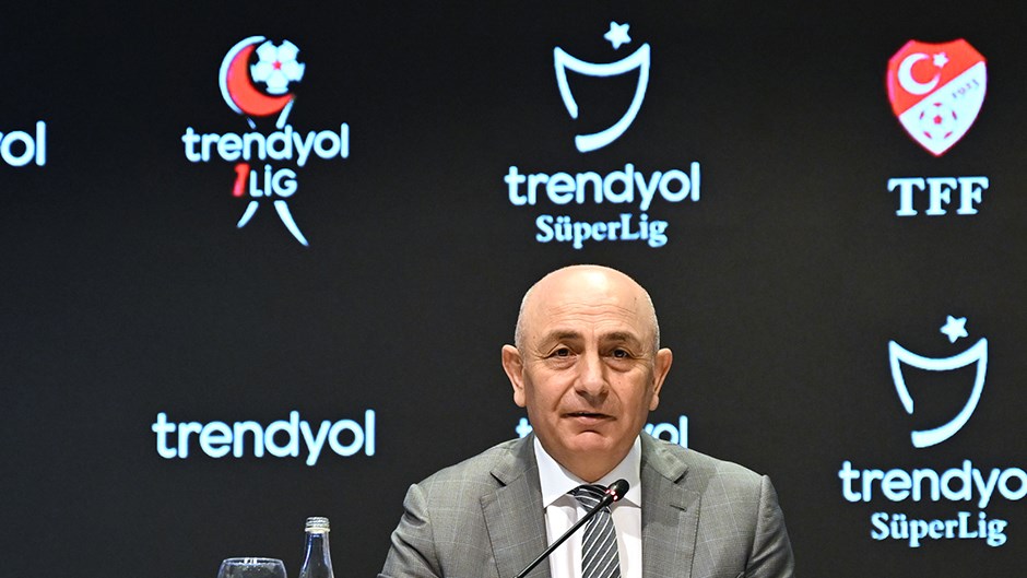 Fatih Karagümrük Trendyol Süper Lig'e Yükseldi: Süleyman Hurma'dan Sert Açıklamalar