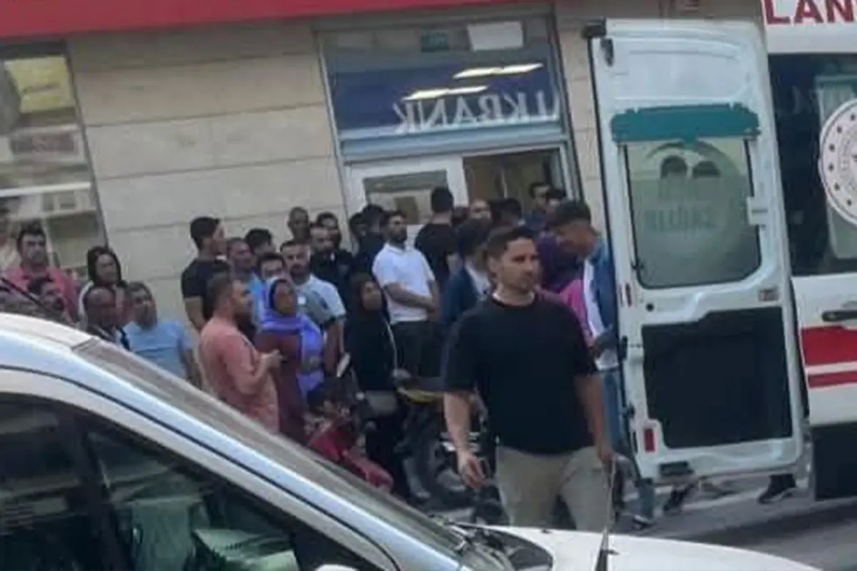 Şanlıurfa'da Banka Müdürüne Bıçak Çeken Şahıs Yakalandı