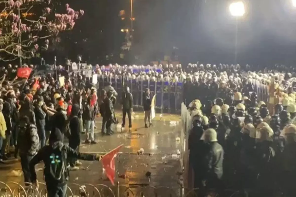 Saraçhane Protestolarında Tutuklanan 14 Öğrenci Tahliye Edildi
